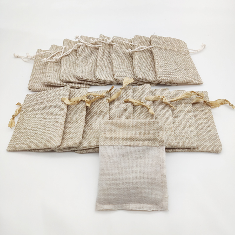 Jute Bag Packaging - 50Pcs Jute ของขวัญกระเป๋าผ้าลินินกระสอบปอกระเจากระเป๋ากระเป๋าสตางค์ Burlap กระเป๋าสำหรับคริสต์มาสของขวัญบรรจุภัณฑ์กระเป๋ากระเป๋า